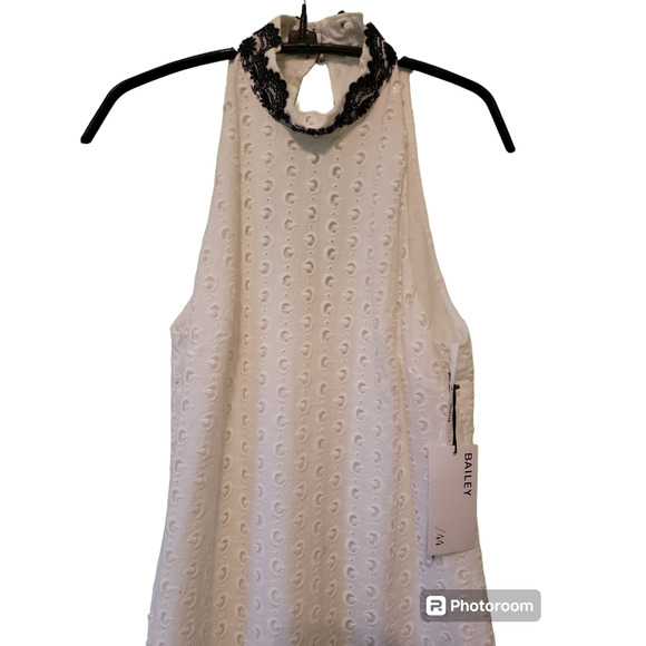 NWT Bailey 44 Dress Sz Small High Neck Sleeveless Lined White Eyelet Black Trim - Picture 3 of 4